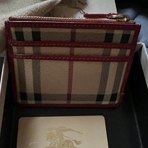 Burberry zipped card case with authenticity card and box
